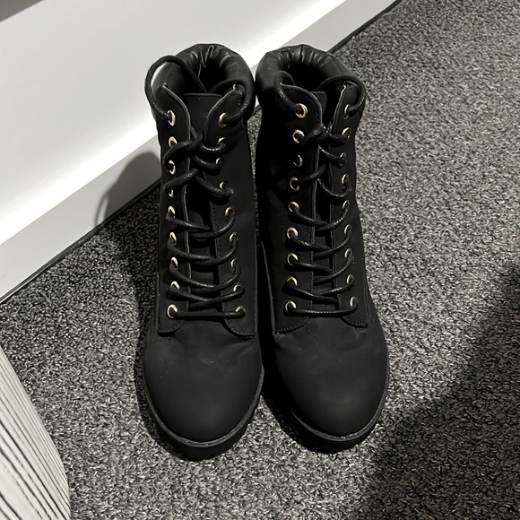 Brand: London Rebel Size: 8 Colour: Black - Picture 2 of 3